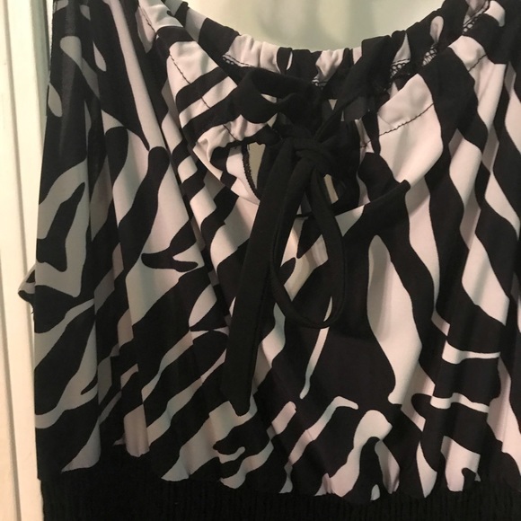 Zebra Print Casual Land Size M Dress - Picture 3 of 4